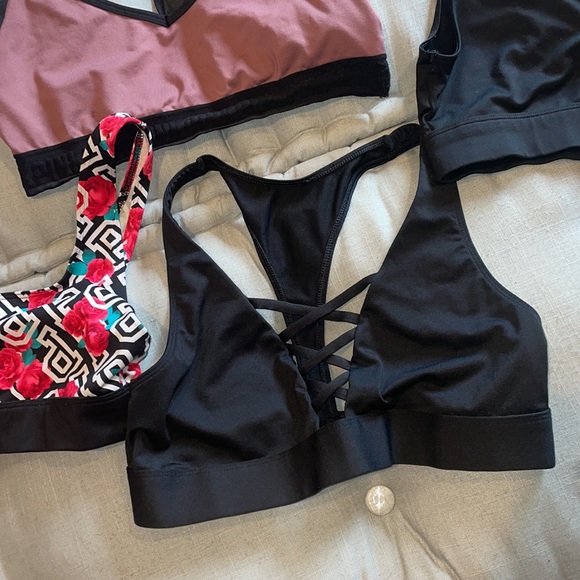 Guc lot of large pink brand sports bras tons of life left - Picture 3 of 7